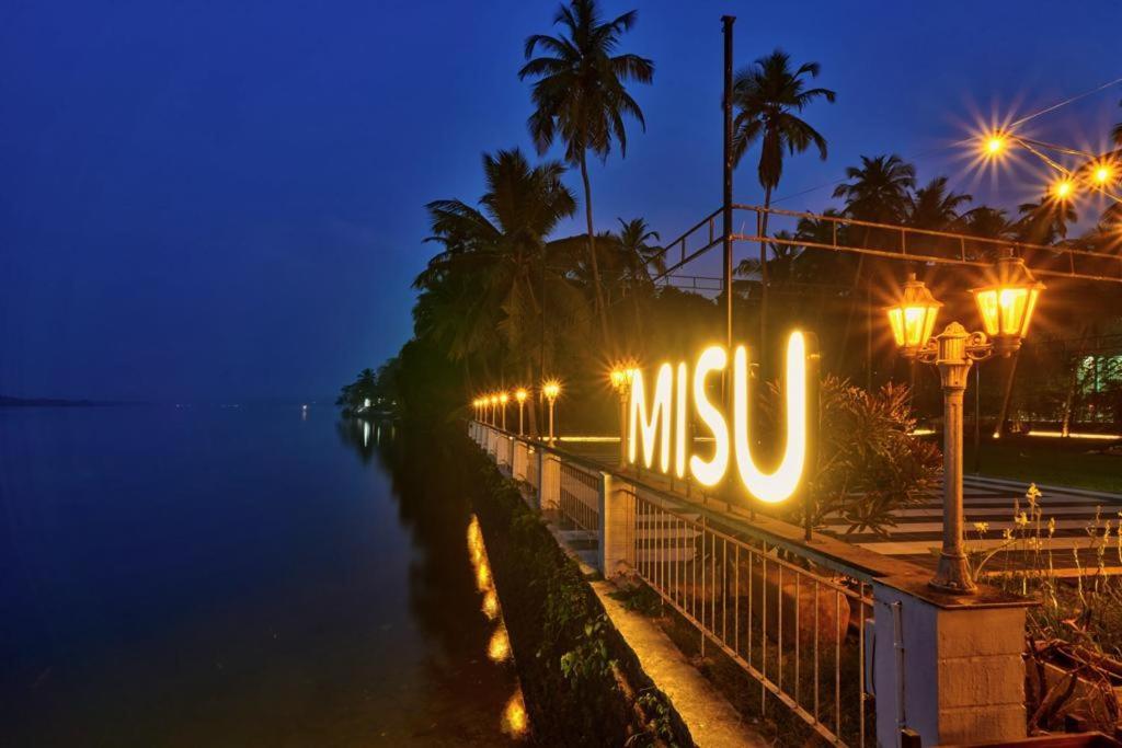 Blu Missel By The River Ribandar Esterno foto
